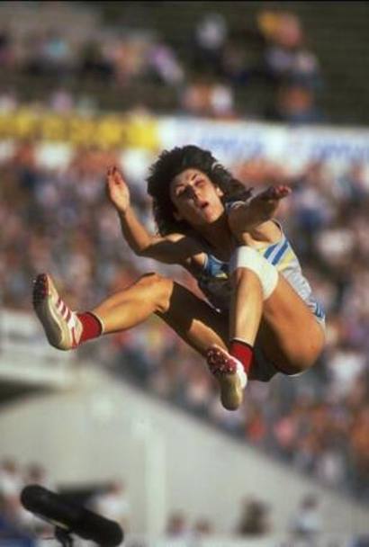Lungo: 7.52 m il record continentale della russa Galina Chistyakova (Leningrad,1988)